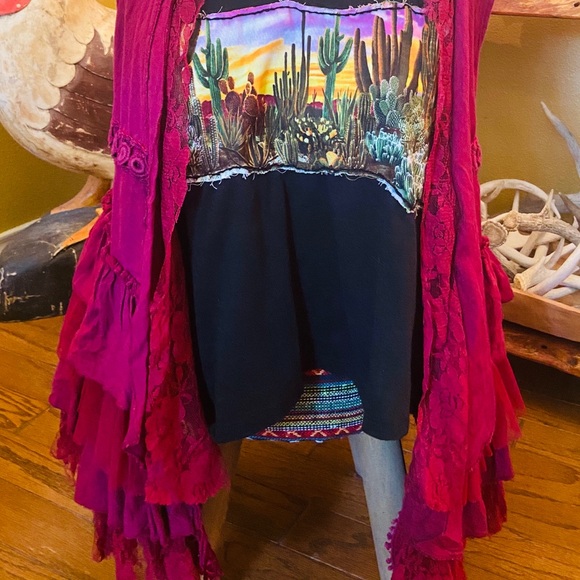 One of a kind!!! Copper Feather Design Vest - Picture 3 of 3